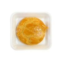 Cavaca crocante por fora e macia por dentro, com sabor delicadamente adocicado e textura leve. Um clássico da confeitaria, perfeito para acompanhar café ou chá em qualquer momento do dia.